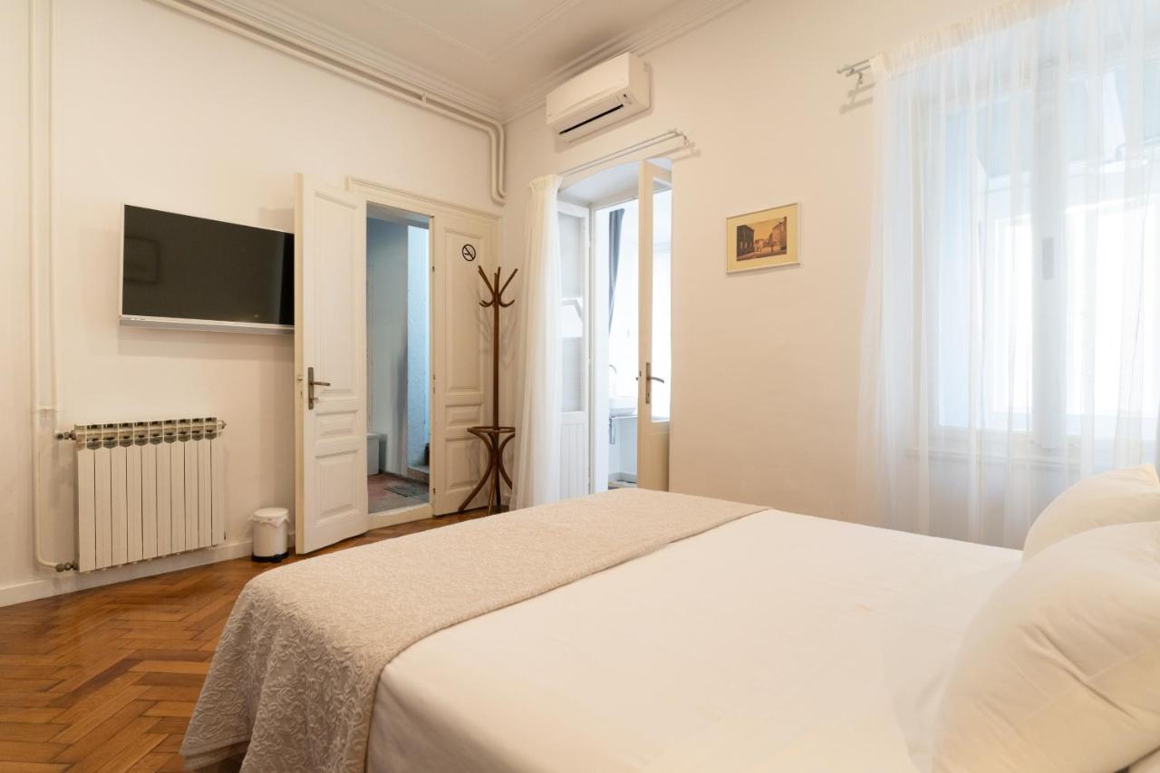 Mimi Carera Apartment & Room Rovinj Exteriör bild