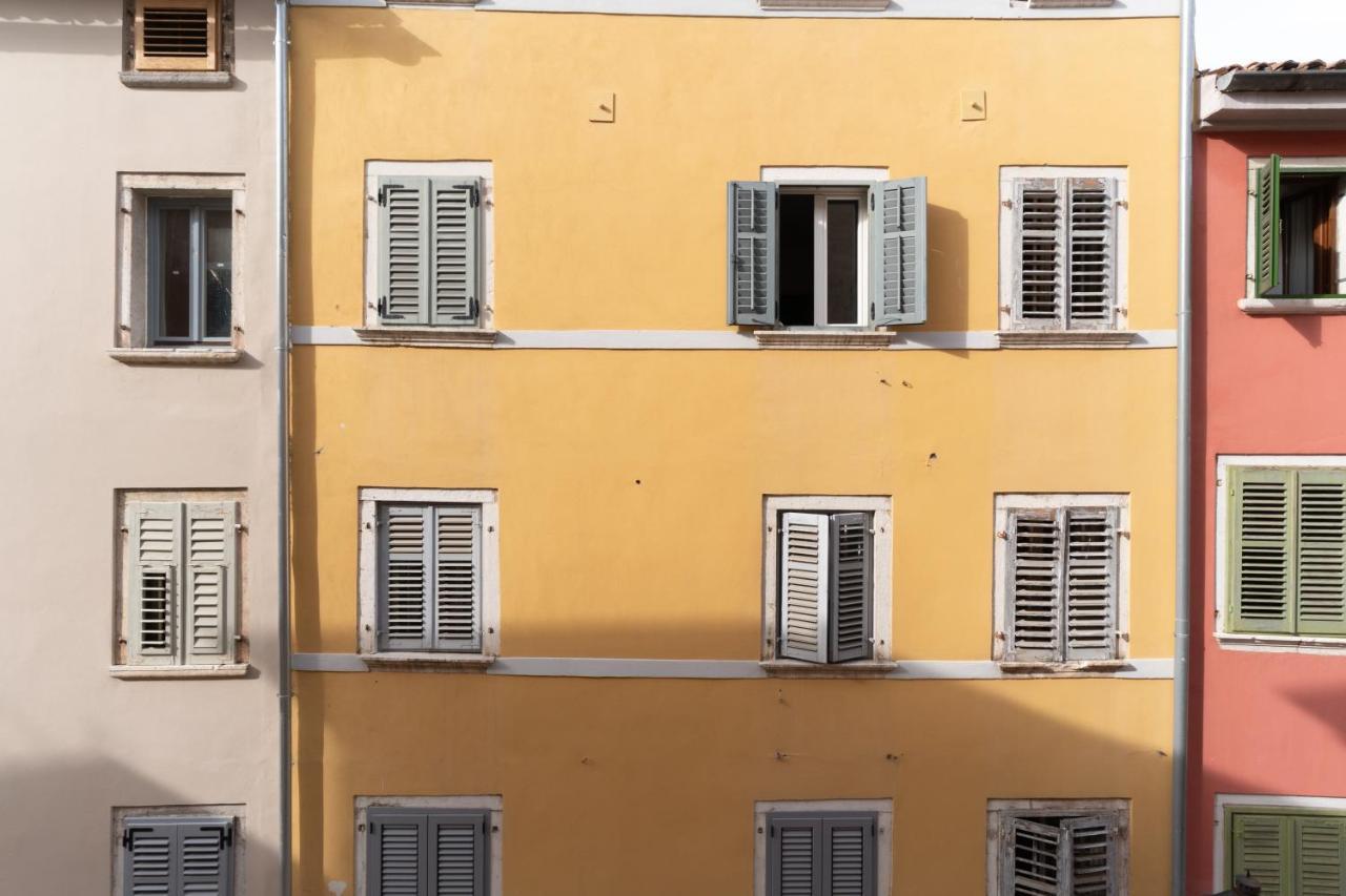 Mimi Carera Apartment & Room Rovinj Exteriör bild