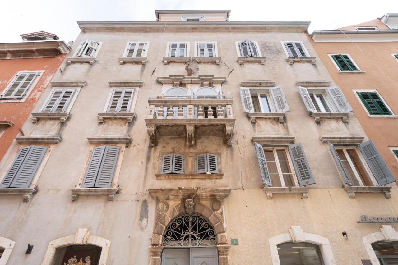 Mimi Carera Apartment & Room Rovinj Exteriör bild